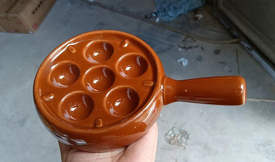 6 Schlitze Rundes Keramik-Schneckenschild mit Handgriff angepasste Farbe