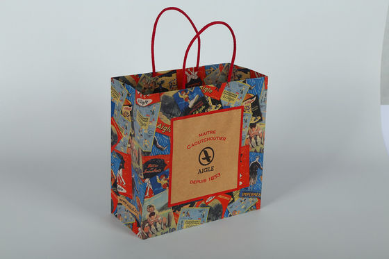 2022 Großhandel Handwerk Papiertasche kundenspezifisches Design gedruckte Papiertasche mit Baumwollseil