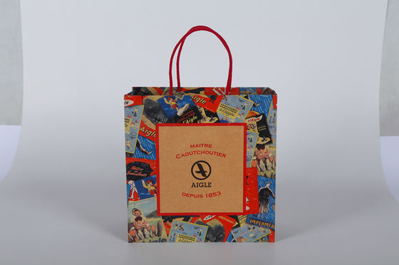 2022 Großhandel Handwerk Papiertasche kundenspezifisches Design gedruckte Papiertasche mit Baumwollseil