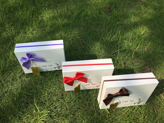 Persönlich angepasste leere steife Papiergeschenkbox Schokoladengeschenkbox Verpackung für das Festival