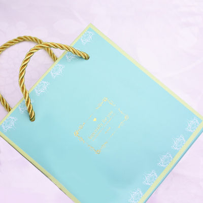 Elegante Dekorpapirsäcke, UV-Beschichtung Papiertüten mit Griff