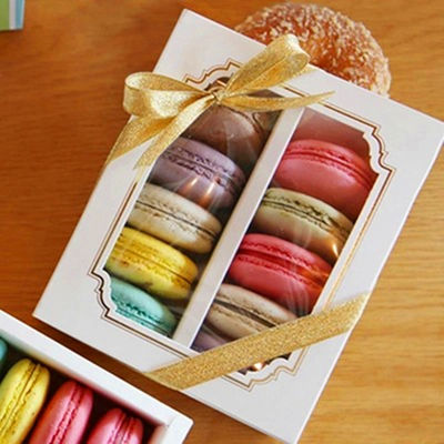 Personalisierte Macaron-Food-Verpackungskiste mit klarem Fenster 15,7x12,8x5,8cm