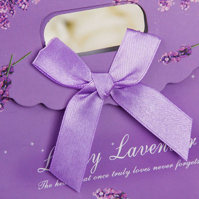 Papier-Geschenkbeutel mit Velcro-Sperrverschluss