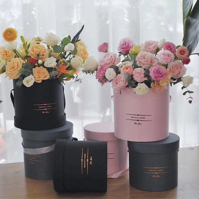 Echte Rosenkonserven, steifes Papier, Geschenkfach, rundes und quadratisches Blumenkarton mit Band